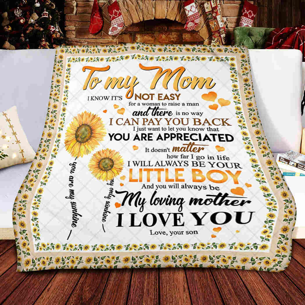 To My Mom Blanket - Little Boy - I Love You Throw Quilt