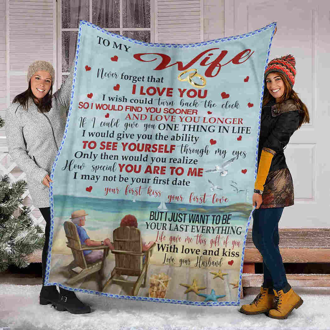 To My Wife Blanket - Old Couple On Beach - Love You Longer Blanket
